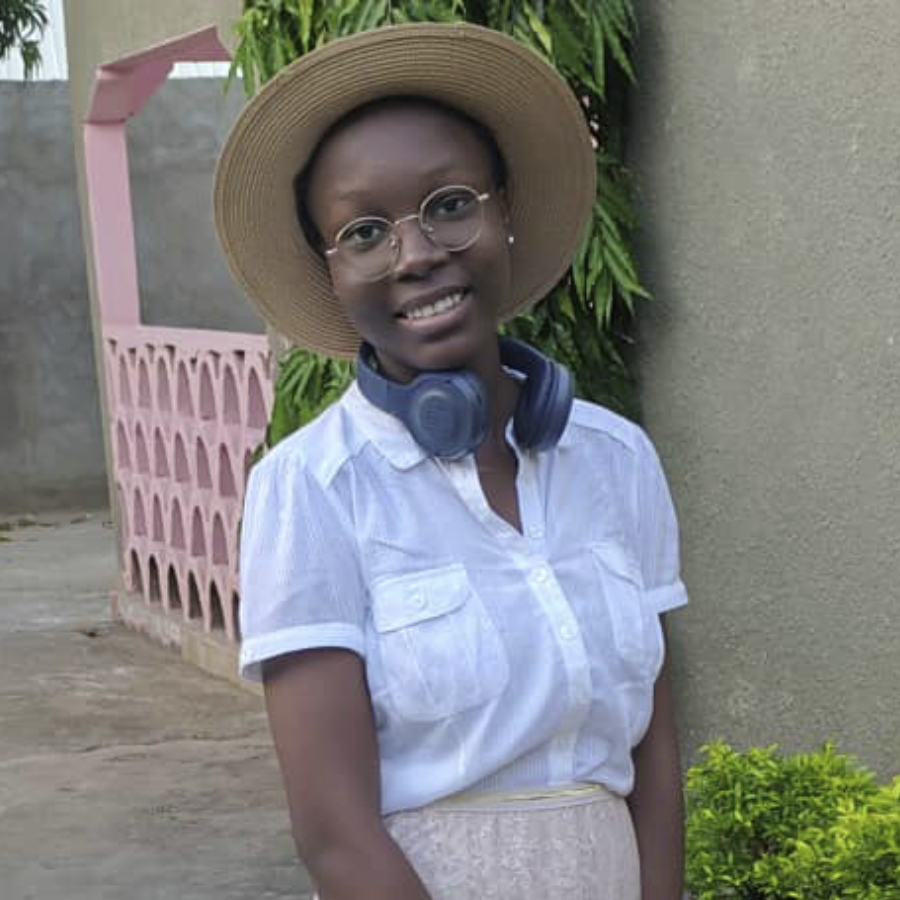 Nayang Higri Kamerun